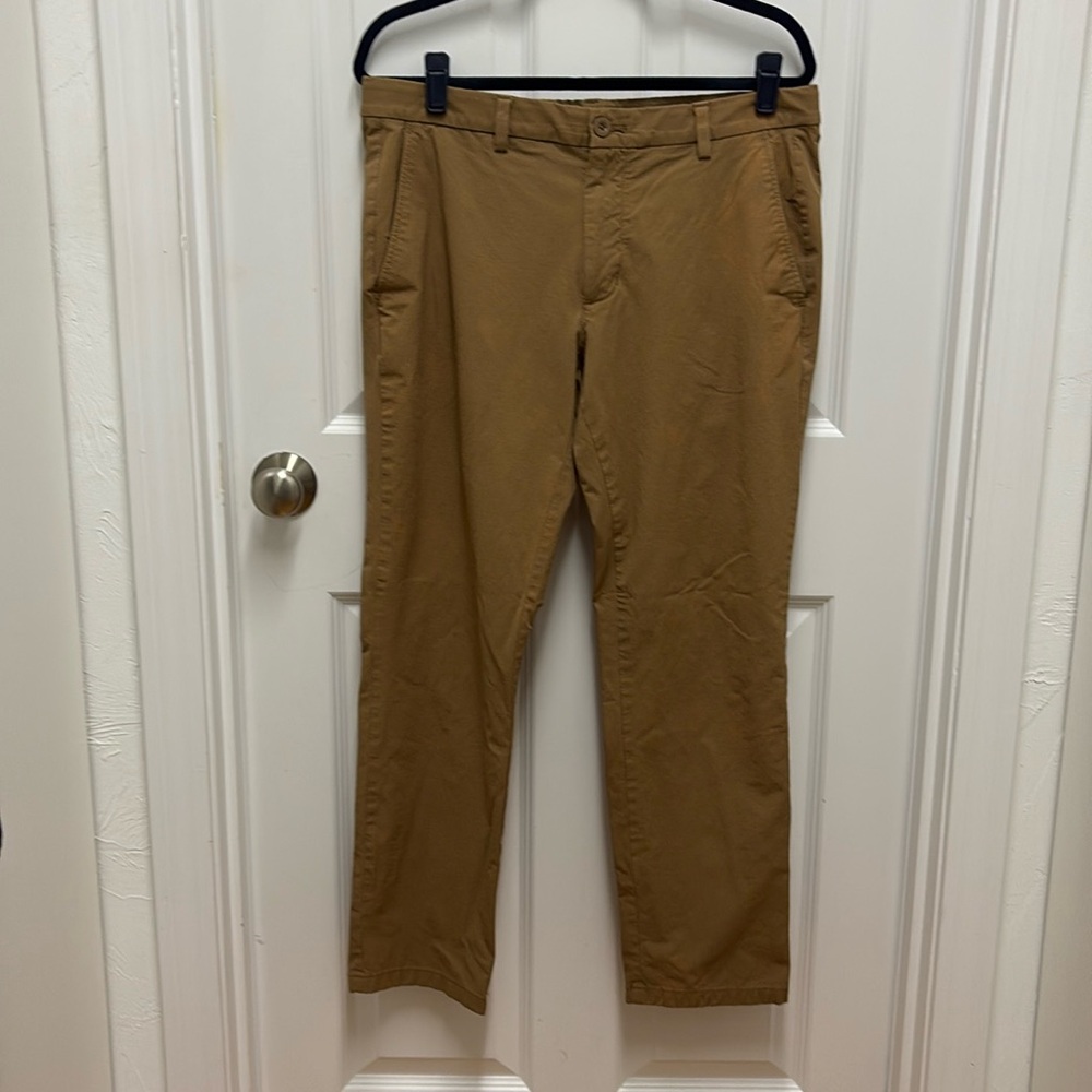 Vineyard Vines Men’s On-The-Go Pants -‎ size 34 x 30